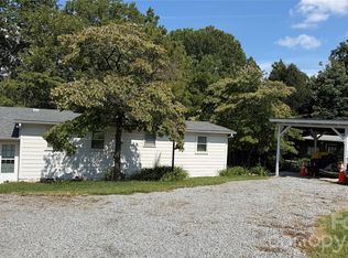 209 Auten Cir, Mount Holly, NC 28120