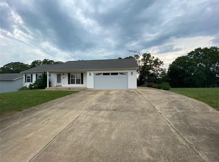 1175 Bill St, Sullivan, MO 63080