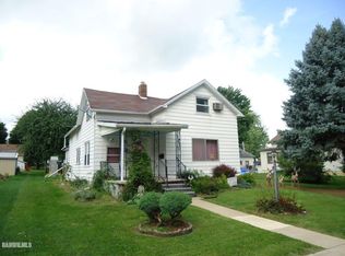 106 S Linn St, Shannon, IL 61078