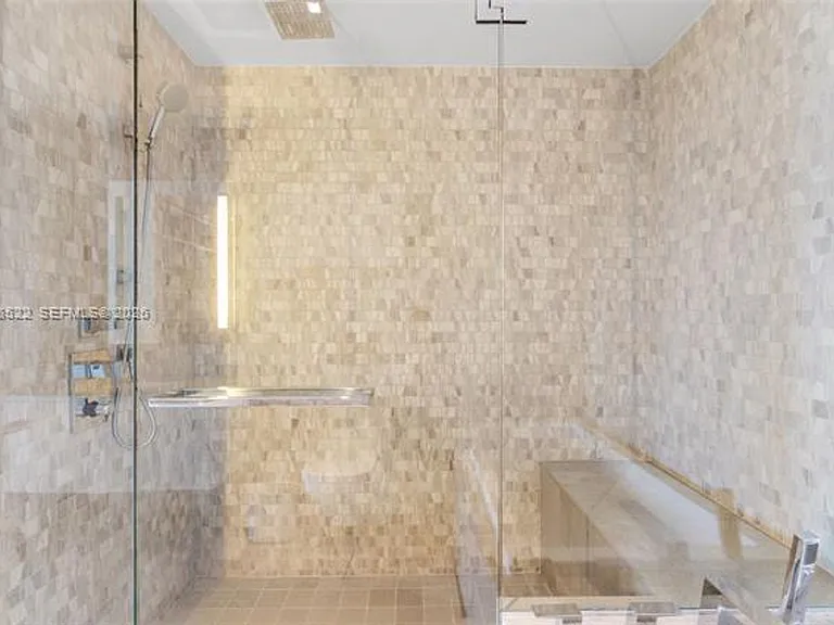 68 SE 6th St #CU-2306 — Photo 20