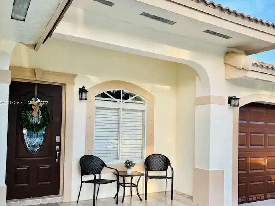 1st image of 20501 NW 18th Ave #20501