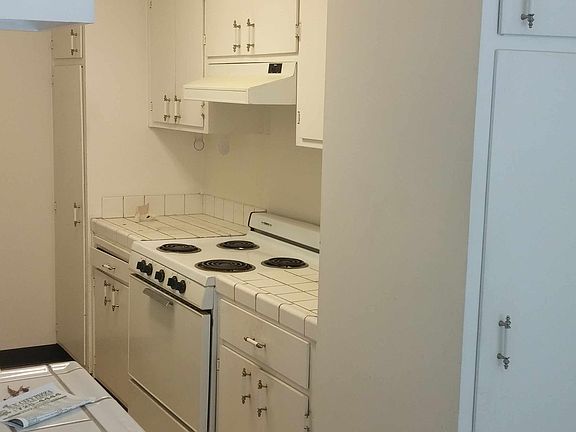 4th image of 5540 Keoncrest Cir APT 3