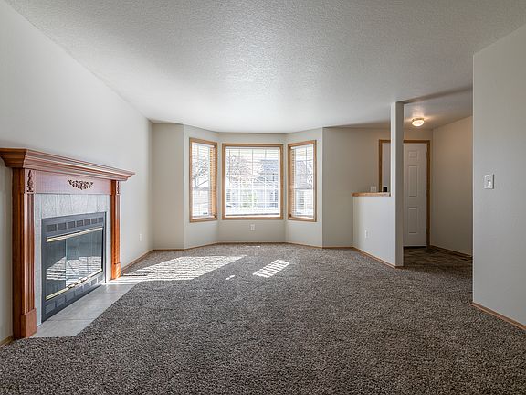 5th image of 2906 NE 166th Pl