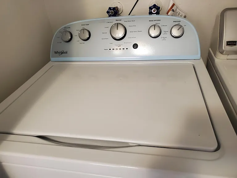 WASHER AND DRYER ON UNIT
