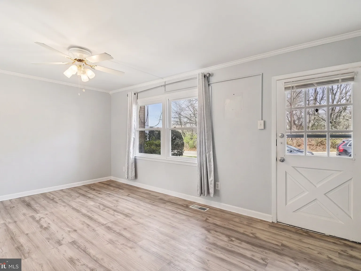 2 bed, 1362 sqft, $2,800 — Photo 4