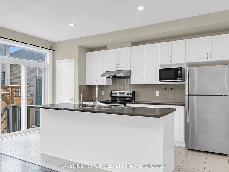 940 Kilbirnie Dr — Photo 24