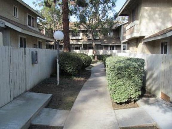 2nd image of 1650 S Campus 9b Ave