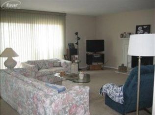 8514 Pepper Ridge Dr, Grand Blanc, MI 48439