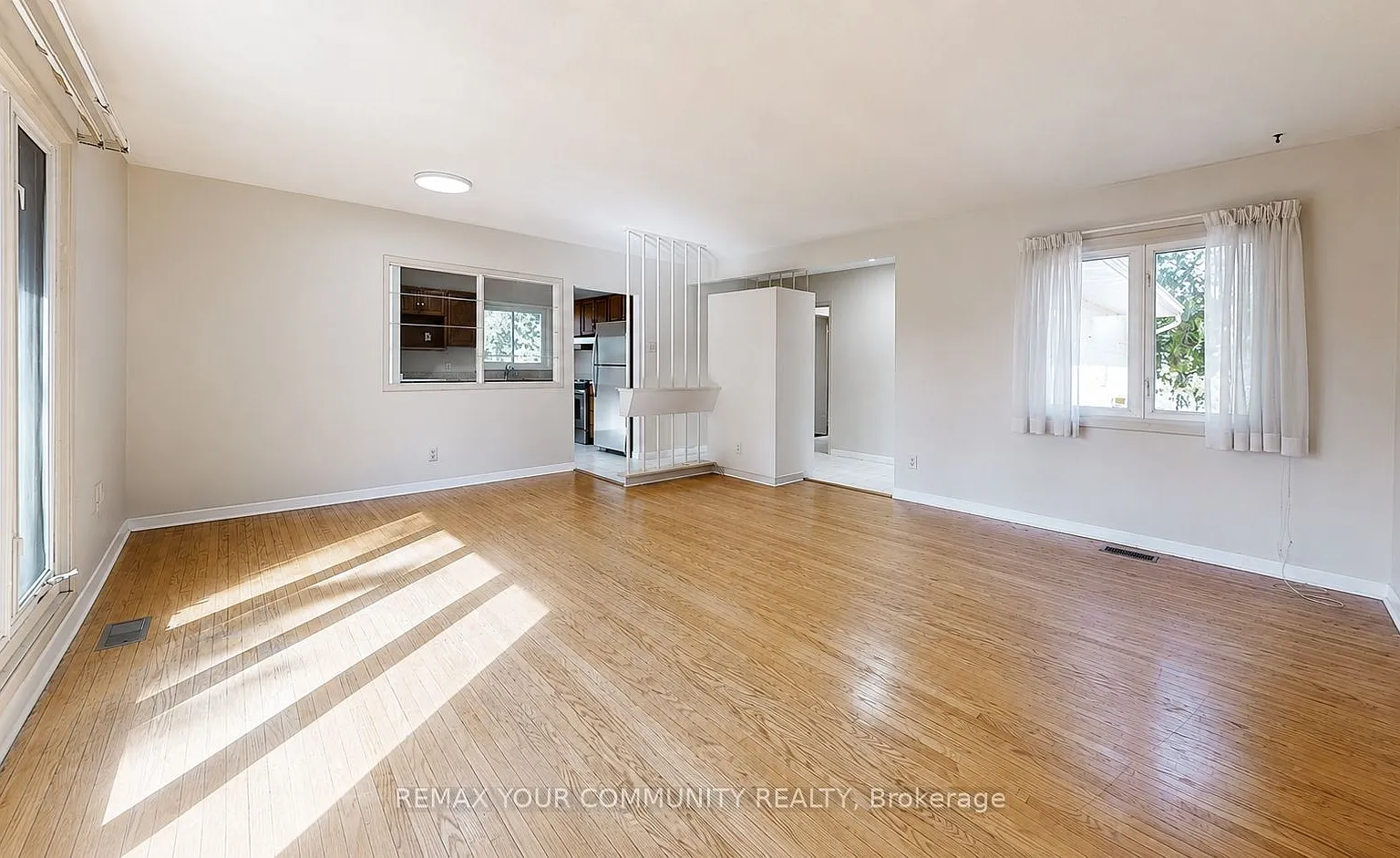 3 bed, $2,975 — Photo 3
