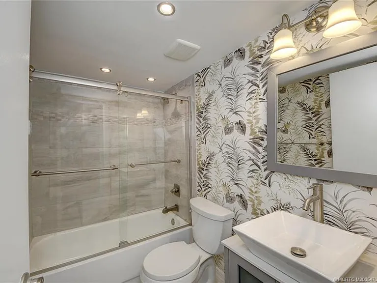 10044 S Ocean Dr #1202 — Photo 18