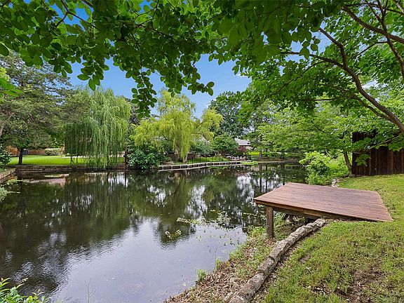 2nd image of 12025 Loch Ness Dr