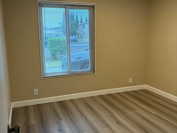 5th image of 9491 Madison Ave
