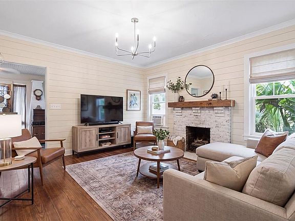 3rd image of 1413 E NEW YORK AVENUE