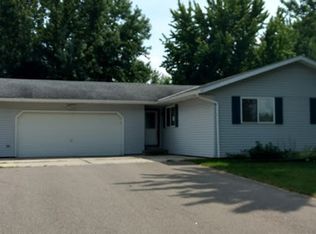 1095 Flamewood Dr NE, Sauk Rapids, MN 56379