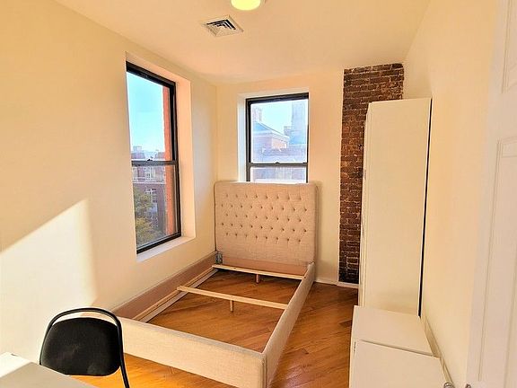 4th image of 501 E 116th St #8E