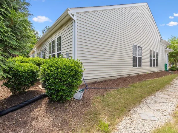 306 Arvada Dr, Cary, NC 27519