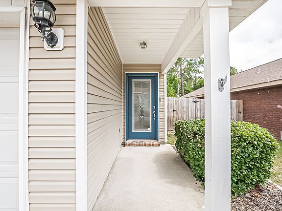 2nd image of 3786 Weatherstone Cir