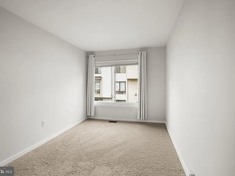18616 Pier Point Pl — Photo 29