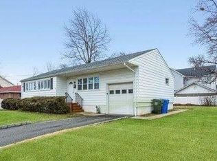 34 McLean St #1, Iselin, NJ 08830