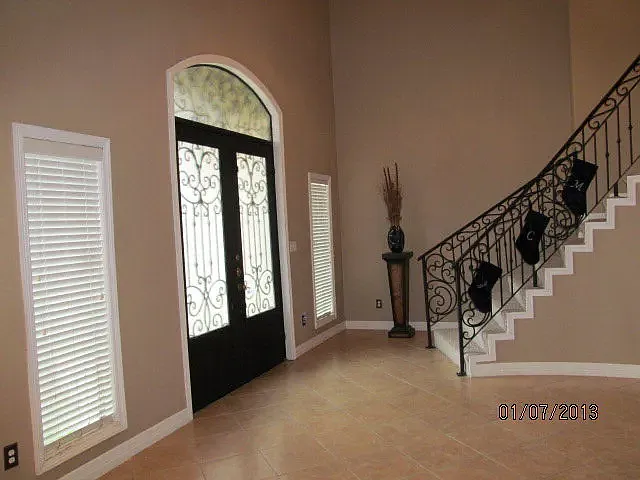 4 bed, 3.5 bath, 3030 sqft, $3,250 — Photo 2