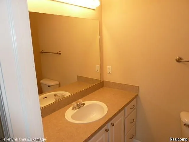 42480 Corlina Dr — Photo 23