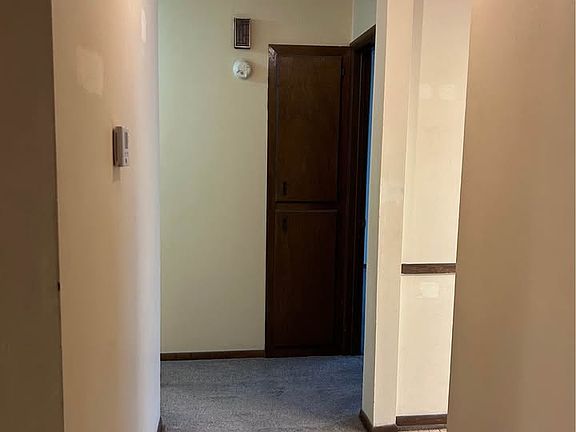 2nd image of 612 Filmore St APT A