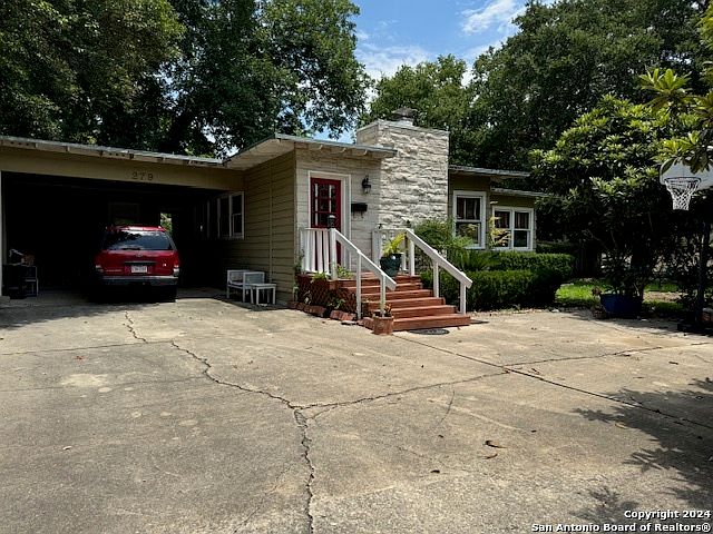 1st image of 279 E ELMVIEW PL