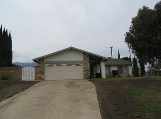 2130 Pine Crest Dr, Corona, CA 92882