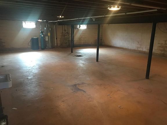 3rd image of 8809 E County Road A #B