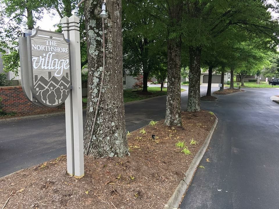 1st image of 7827 Village Dr