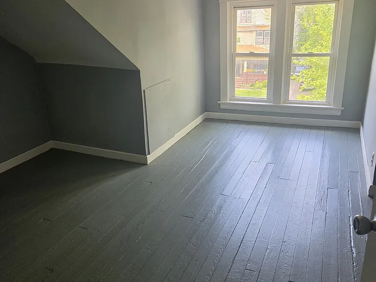 9920-22 Somerset Ave #9920 — Photo 8