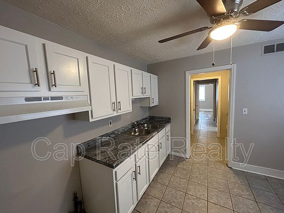5th image of 1045 Republic Ave