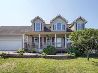 4040 Erika Dr, Pleasant Lake, MI 49272