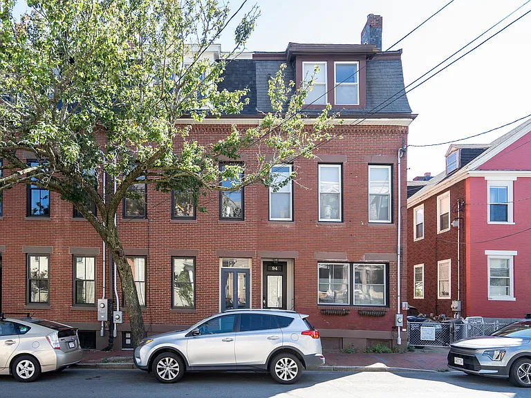 92 Thorndike St — Photo 3