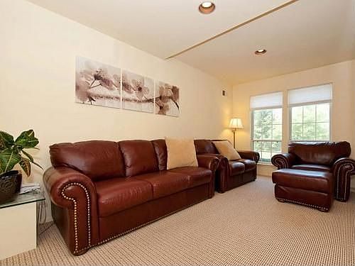 5th image of 122 Terrace Ct