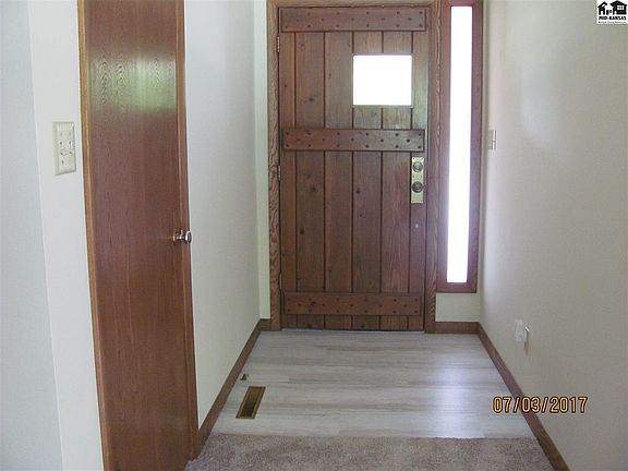 2nd image of 1514 Brookwood Dr