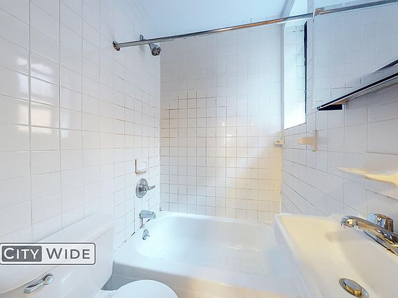5th image of 439 W 51st St APT 2R