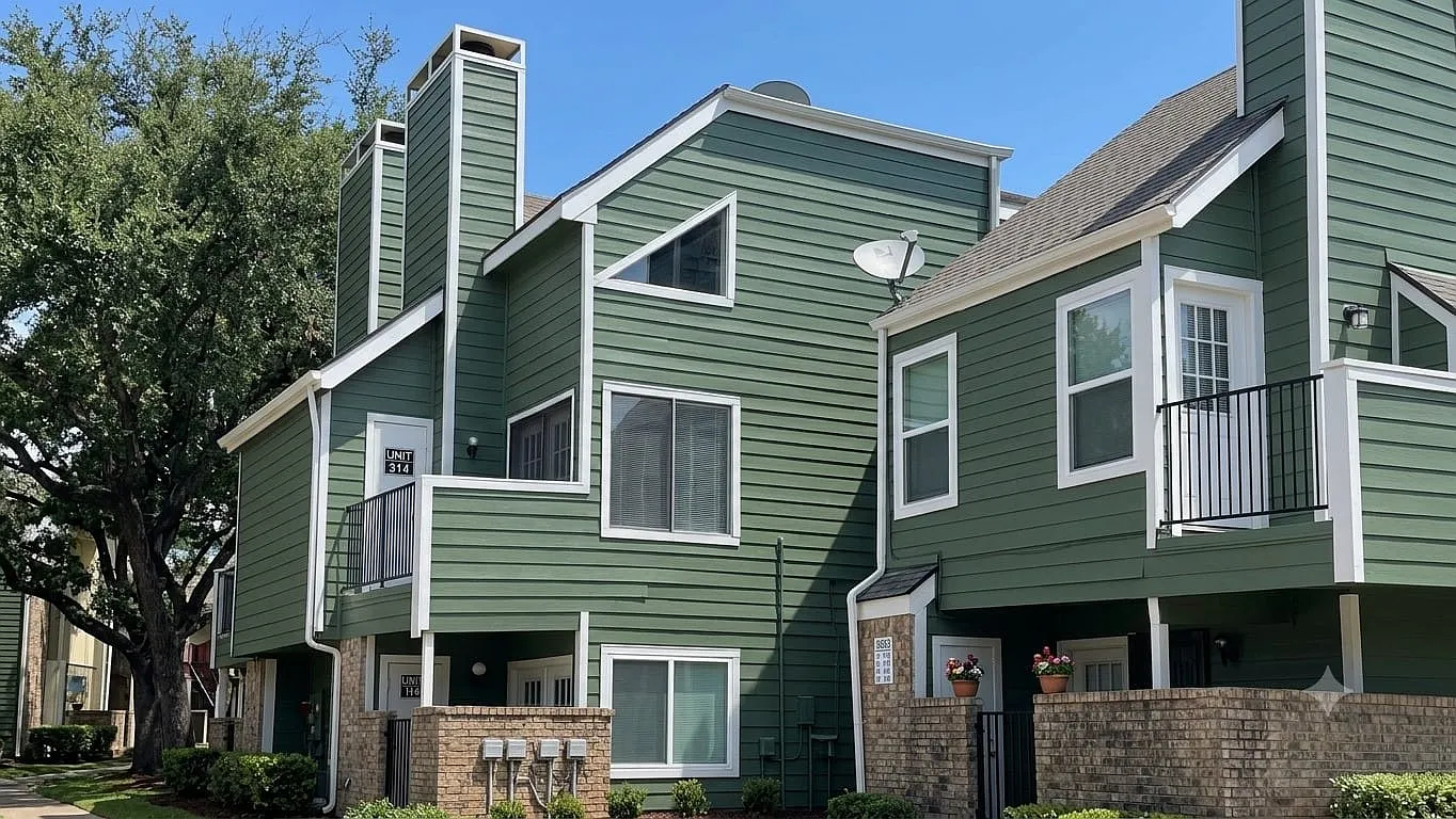 1 bed, 1.0 bath, 683 sqft, $1,250 — Photo 2