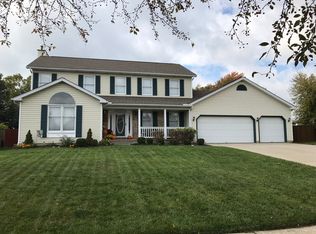 16275 Acacia Dr, Strongsville, OH