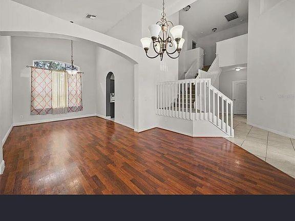 3rd image of 2014 Applegate Dr