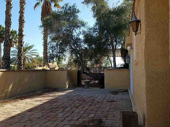 3rd image of 13891 E 47th Dr