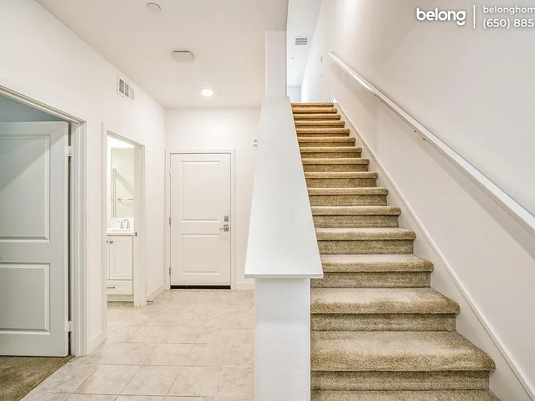 1523 Saint Simon Cir #B — Photo 3