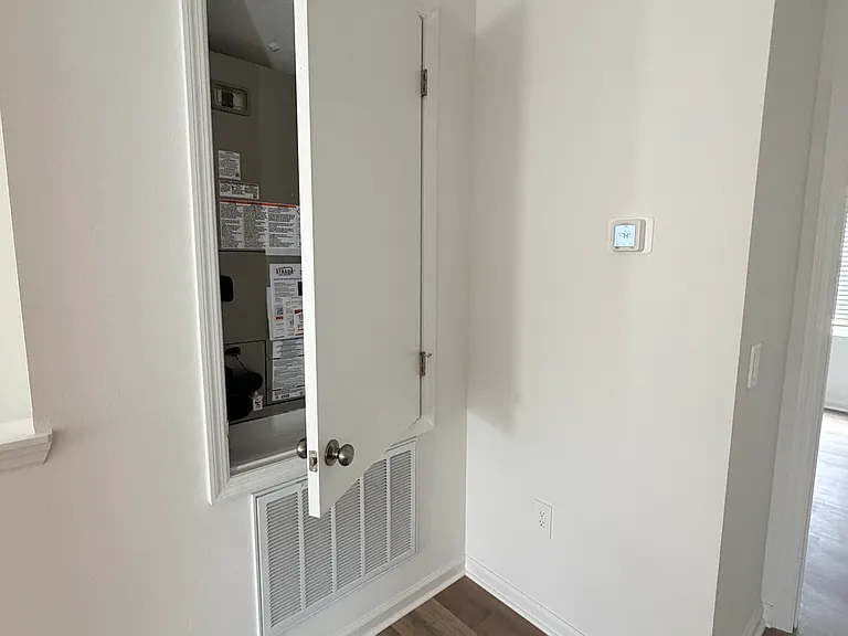 5175 Loyalty Dr — Photo 32