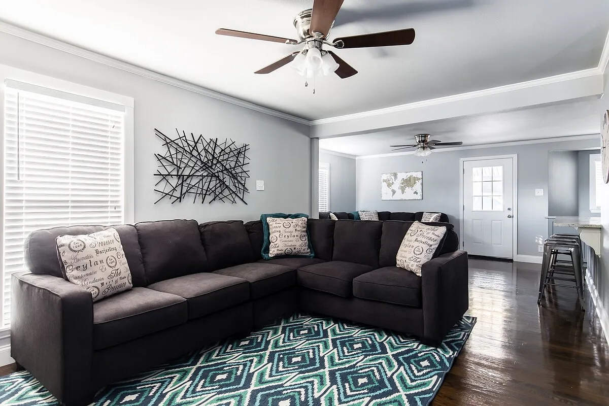4 bed, 1768 sqft, $5,000 — Photo 3