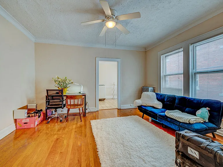 Heights Apartments on Overlook — Photo 10
