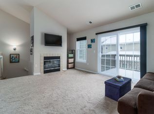 N17W26433 Meadowgrass Cir, Pewaukee, WI 53072