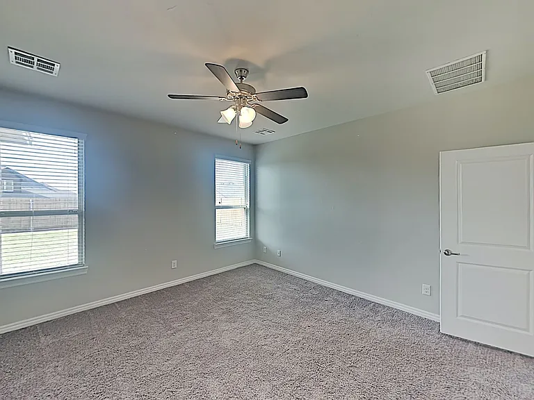 11308 SW 36th St — Photo 9