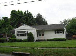 13 Campbell Dr, Agawam, MA 01001