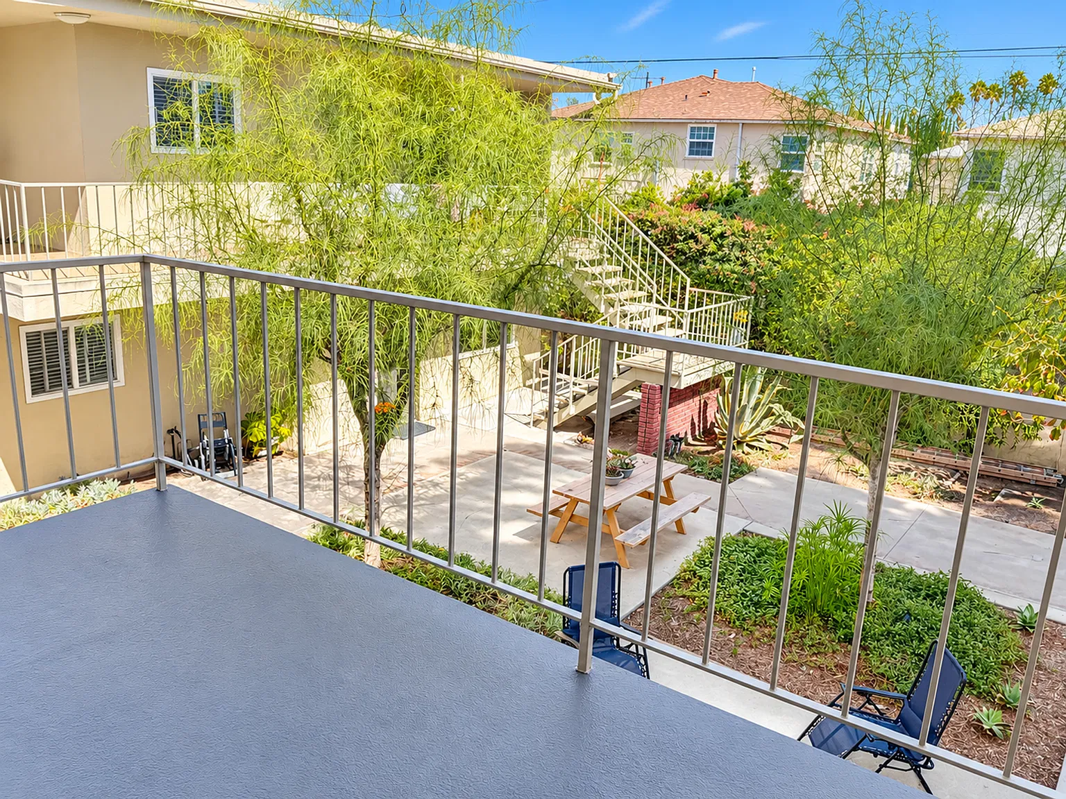 3715 W. 27th St — Photo 3