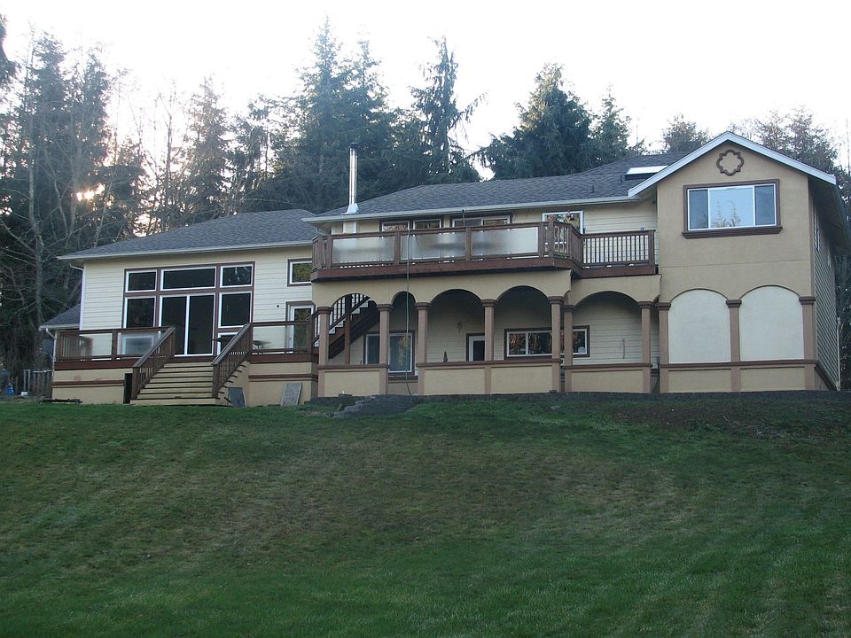  View from driveway